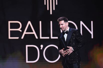 Lionesl Messi recibe Balón de Oro