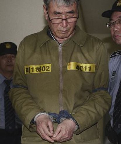 Lê Joon-seok, o capitão do 'Sewol', no tribunal.