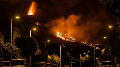 A erupção do vulcão Cumbre Vieja, vista desde Los Llanos de Aridane.
