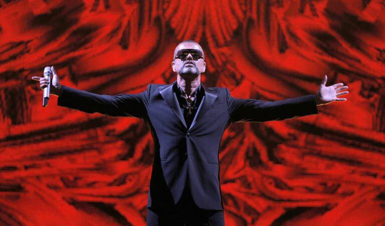 George Michael em um show em Paris, em 2012.