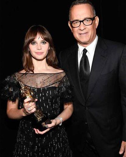 Tom Hanks e Felicity Jones protagonizaram ‘Inferno’, em mais uma demonstração de que a protagonista feminina é quase sempre muito mais jovem.
