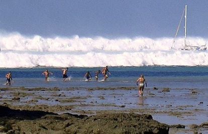 Imagem do tsunami na Tailândia em 2004, feita por um amante da fotografia.