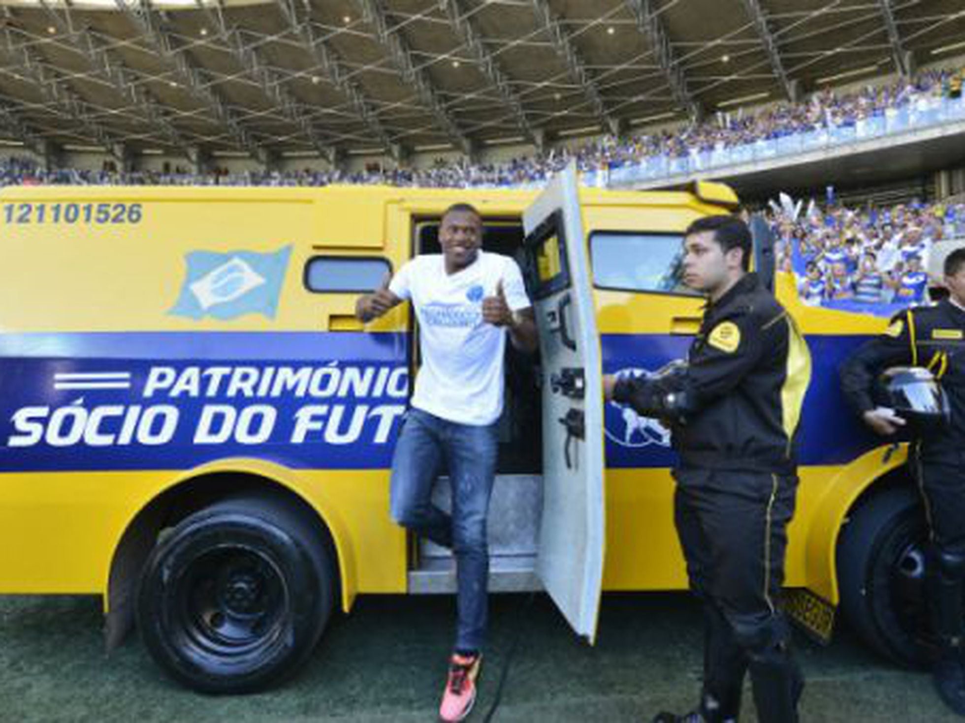 Jornal Somos - Direitos de transmissão de jogos de futebol são