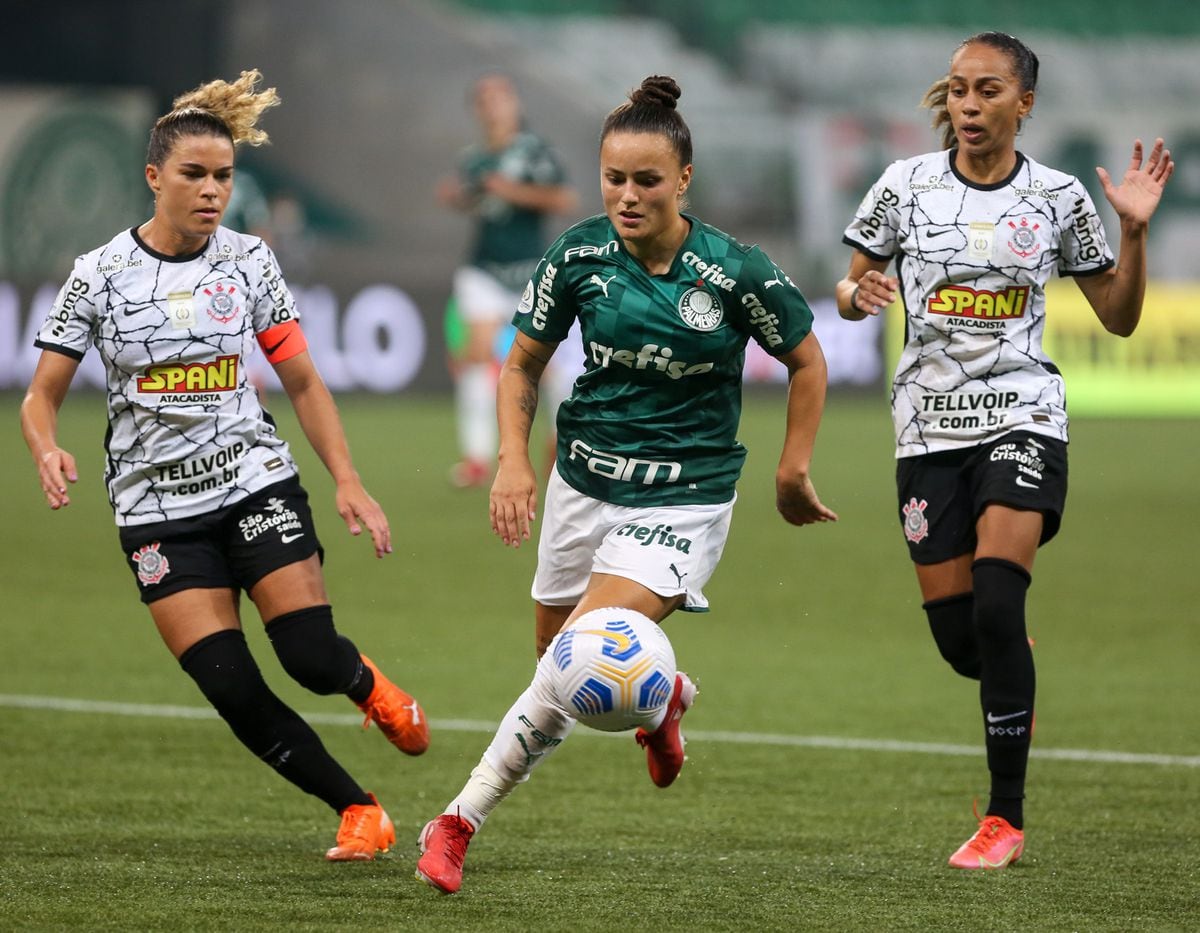 Corinthians e Ferroviária se enfrentam pelo jogo de ida da final do  Brasileirão Feminino