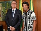 Ronaldinho se encontrou com Bolsonaro em junho deste ano.