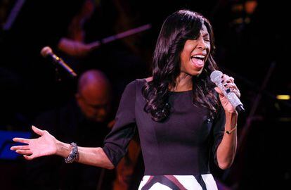 Natalie Cole, durante apresentação em março.