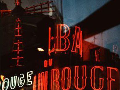 O centenário cabaré Moulin Rouge, em Paris.
