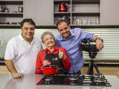 A cozinheira Palmirinha, que tem um curso online no portal Eduk.