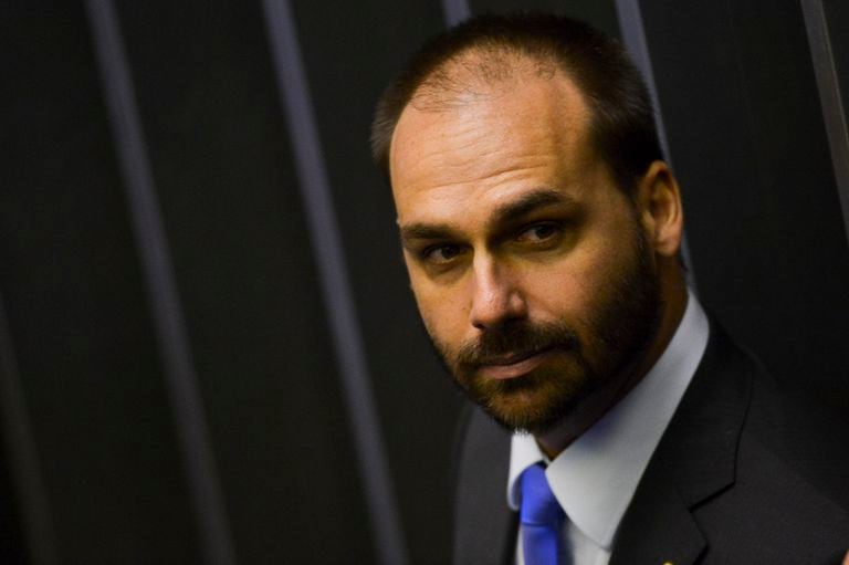 Deputado Eduardo Bolsonaro durante sessão de posse dos Deputados Federais para a 56ª Legislatura.