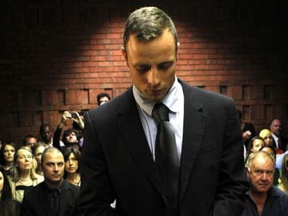Oscar Pistorius durante o julgamento pela morte de sua noiva.
