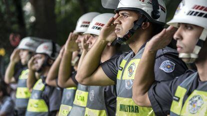 Policiais em ato anti-impeachment dia 18 em SP.