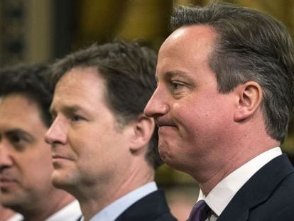 Miliband, Clegg e Cameron, no Parlamento britânico em fevereiro.