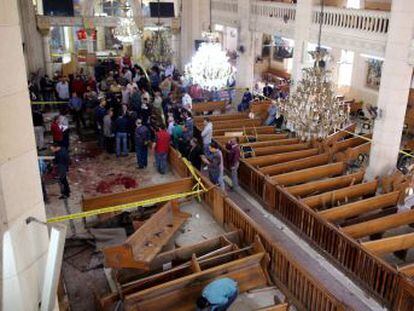 Dois ataques suicidas contra igrejas deixam 44 mortos três semanas antes da visita do Papa Francisco