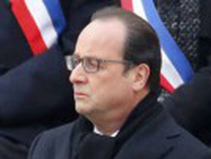 Presidente francês prometeu acabar com o ISIS durante homenagem às vítimas dos atentados em Paris