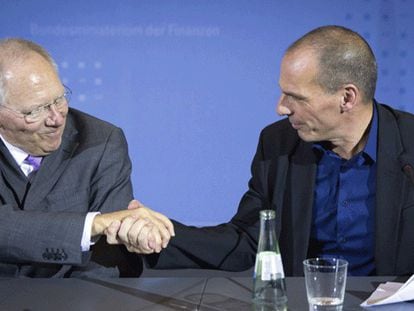 Schäuble e Varufakis, nesta quinta em Berlim.