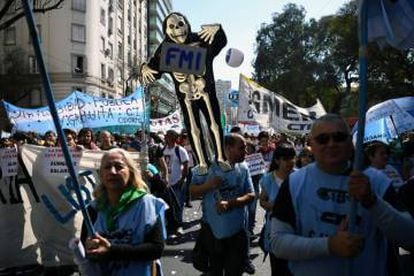 Protesto dos professores universitários em Buenos Aires