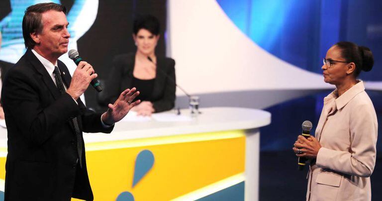 Marina interpelou Bolsonaro e foi aplaudida.