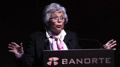 A futura secretária de Governo, Olga Sánchez Cordero, no fórum bancário.