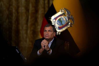 O presidente do Equador, Rafael Correa, numa entrevista coletiva em Quito, na quarta-feira.