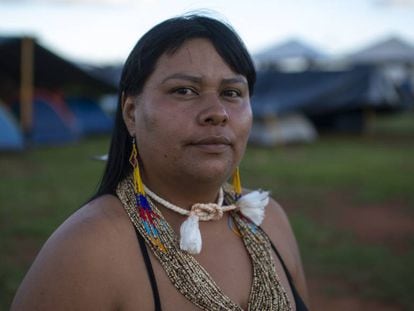 Ro’Otsitsina Xavante no Acampamento Terra Livre em Brasília.