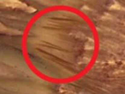 NASA se baseia em imagens do hemisfério sul do planeta vermelho analisadas por um espectrômetro para dizer que há água