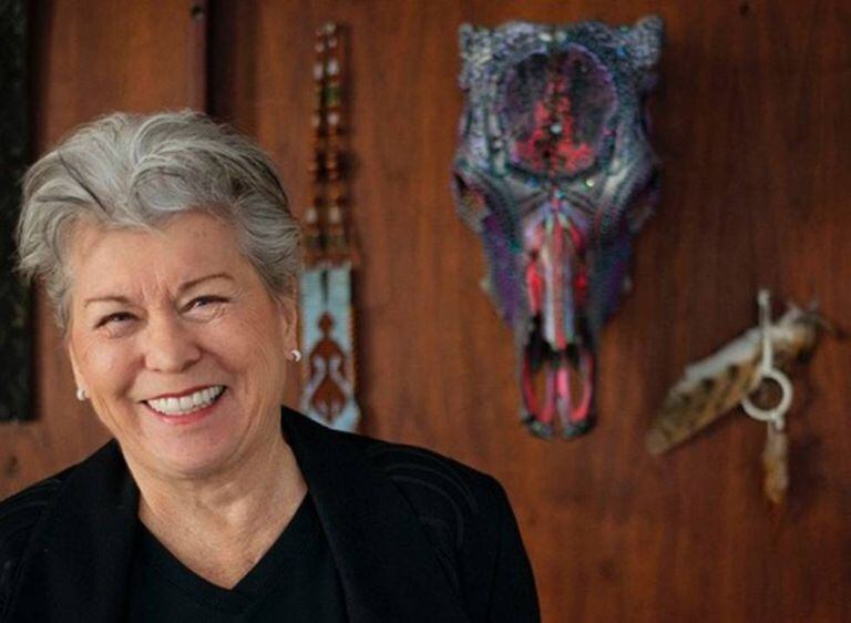 A artista e sexóloga Betty Dodson em seu apartamento, Nova York.