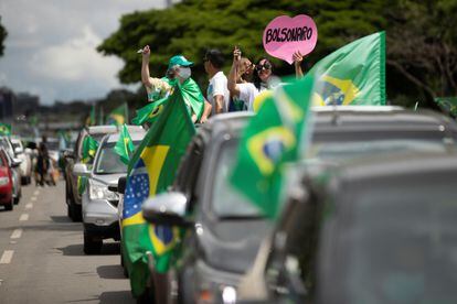 Simpatizantes de Jair Bolsonaro em uma manifestação de apoio ao presidente em Brasília, no último domingo, 21 de de março, dia do aniversário do mandatário.