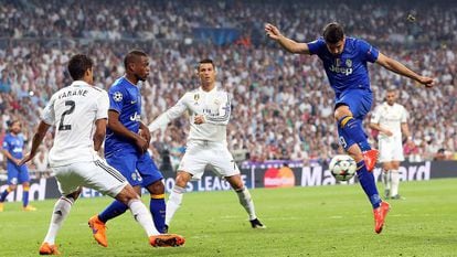 Álvaro Morata marca o único gol da Juventus.