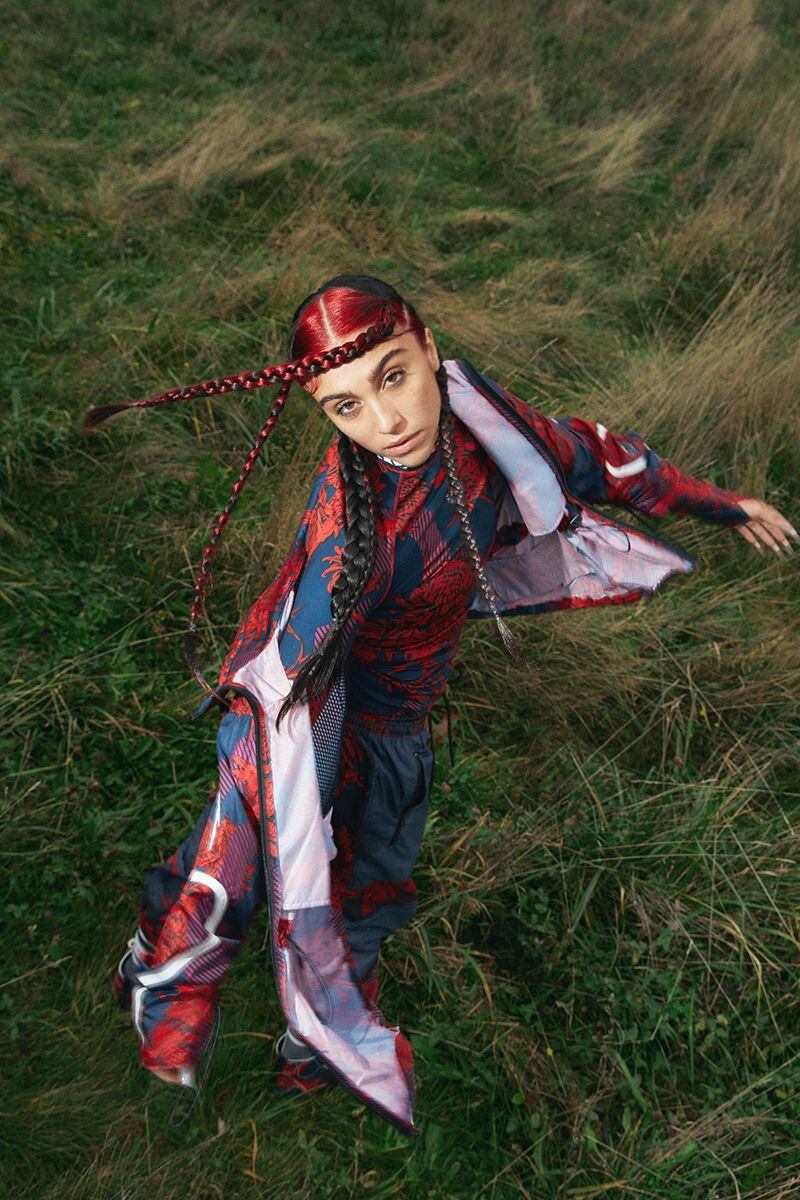 Imagem da campanha da nova coleção de Stella McCartney para a Adidas, com Lourdes Leon.