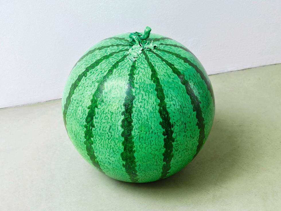 ‘Watermelon’ (2006), uma melancia de porcelana chinesa. 