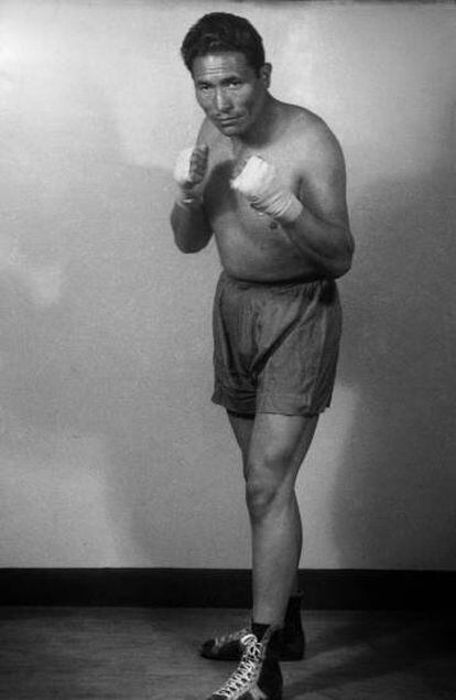 Boxeador em uma imagem capturada no fim dos anos cinquenta.