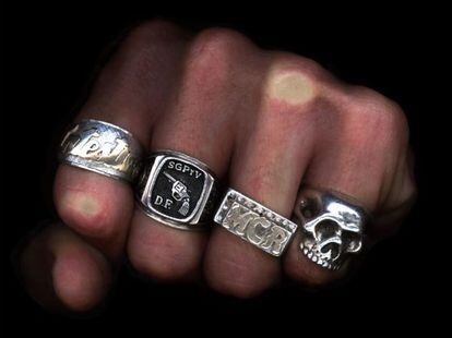 Imagem da série 'Anillos' (2006), do mexicano Miguel Calderón.