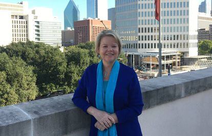 Keven Ann Milley, no terraço do 'Dallas Morning News'.