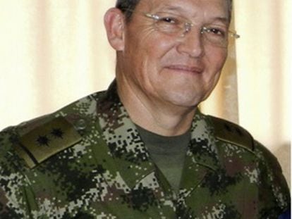O general Rubén Darío Alzate.