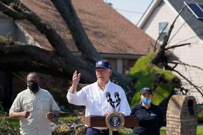 Presidente Joe Biden, nesta sexta-feira durante uma visita a LaPlace (Louisiana) para averiguar os danos do Furacão Ida.