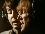 McCartney y Lennon en la grabación de 'Hey Bulldog', en los estudios Abbey Road en Londres (febrero de 1968). La canción formó parte del album Yellow Submarine.