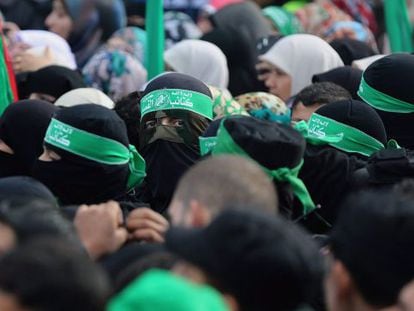 Simpatizantes do Hamas fazem passeata em Gaza.