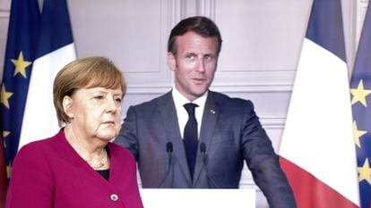 Angela Merkel chega à coletiva de imprensa conjunta com Emmanuel Macron (na tela) na sede do Governo alemão, nesta segunda-feira em Berlim.