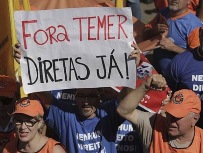 Manifestantes protestam em Brasília nesta quarta-feira.
