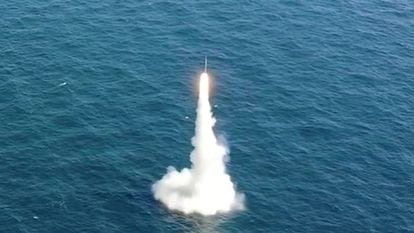 Lançamento de um míssil de submarino sul-coreano nesta quarta-feira, 15 de setembro.