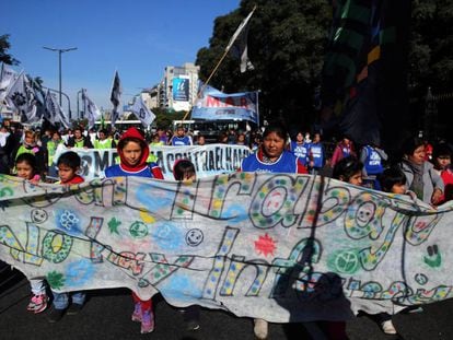 Protesto em Buenos Aires na quarta-feira para exigir trabalho.