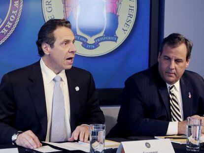 Os governadores de NY, Andrew Cuomo e de Nova Jersey, Chris Christie.