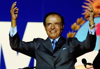 Carlos Menem, em uma imagem de 2003.
