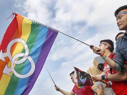 Simpatizantes do casamento gay em Taipei, em 2016.