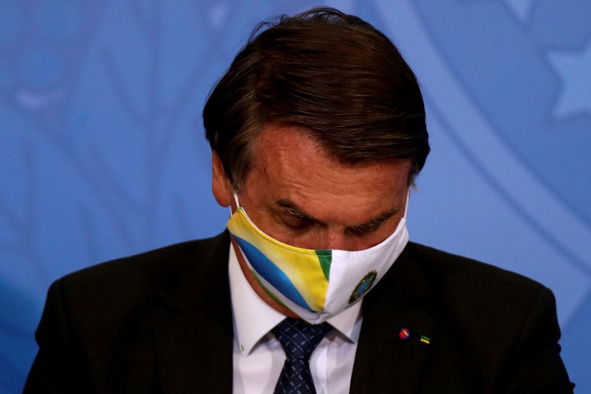 Bolsonaro humilha o Brasil ao defini-lo como “republiqueta”