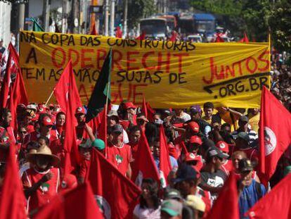 Manifestantes em São Paulo, nesta quinta-feira.