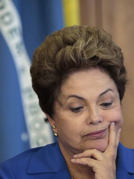 Dilma Rousseff em reunião com PSD, no Planalto nesta quarta.