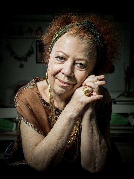 Beth Carvalho, na sua casa, no Rio.