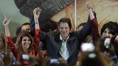 Fernando Haddad comemora sua ida ao segundo turno das eleições presidenciais