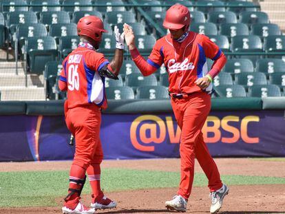 El equipo de béisbol de Cuba, durante un partido en agosto de 2021, en Ciudad Obregón, México